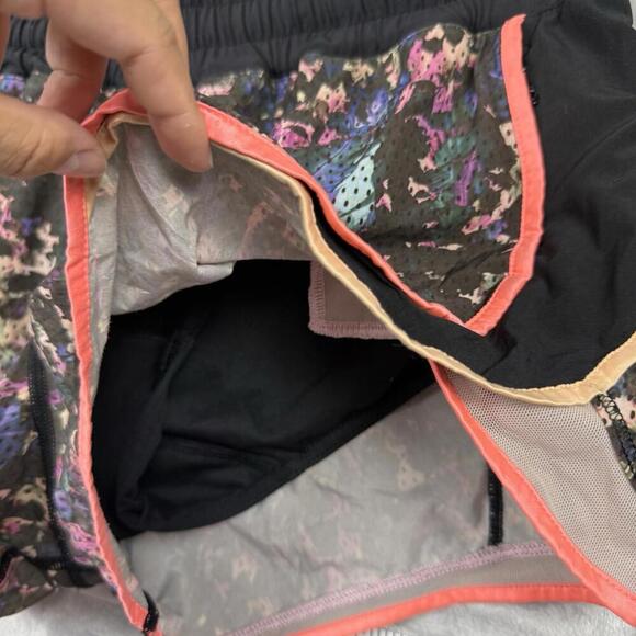 Lululemon Speed Shorts Size 4 Multicolor Splatter Abstract Run Shorts Liner Gym - Picture 3 of 10